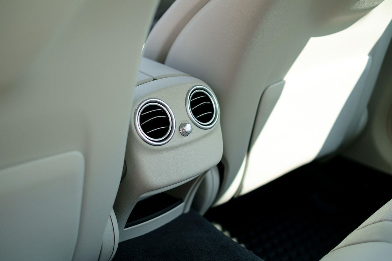A/C gauge reading on vehicle dashboard